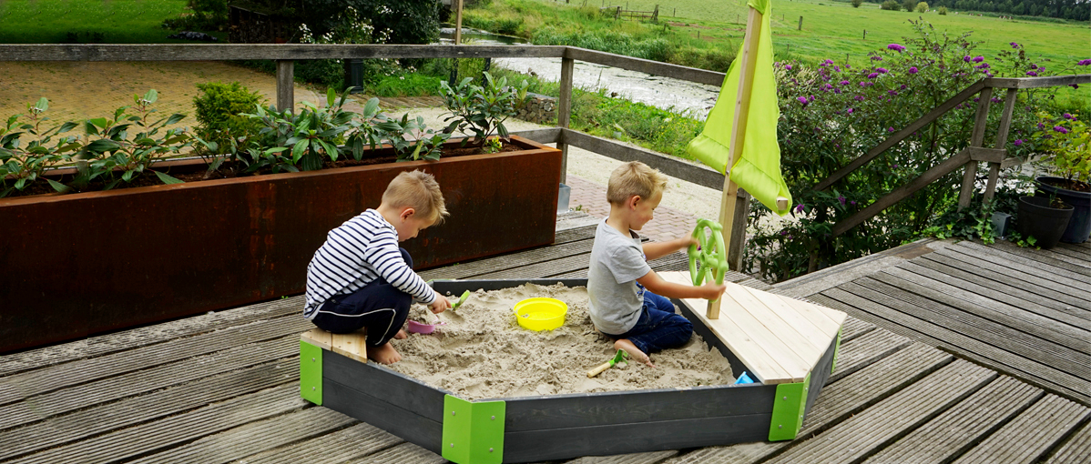 Et si on installait un bac à sable pour vos enfants? 